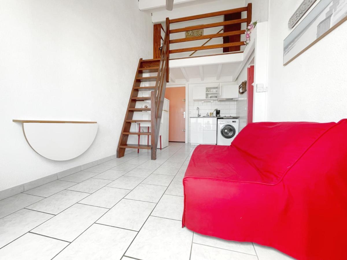 Charmant 2 Pieces Avec Mezzanine, Parking, A 300M De La Plage Et Commerces - Fr-1-338-502 سُت المظهر الخارجي الصورة