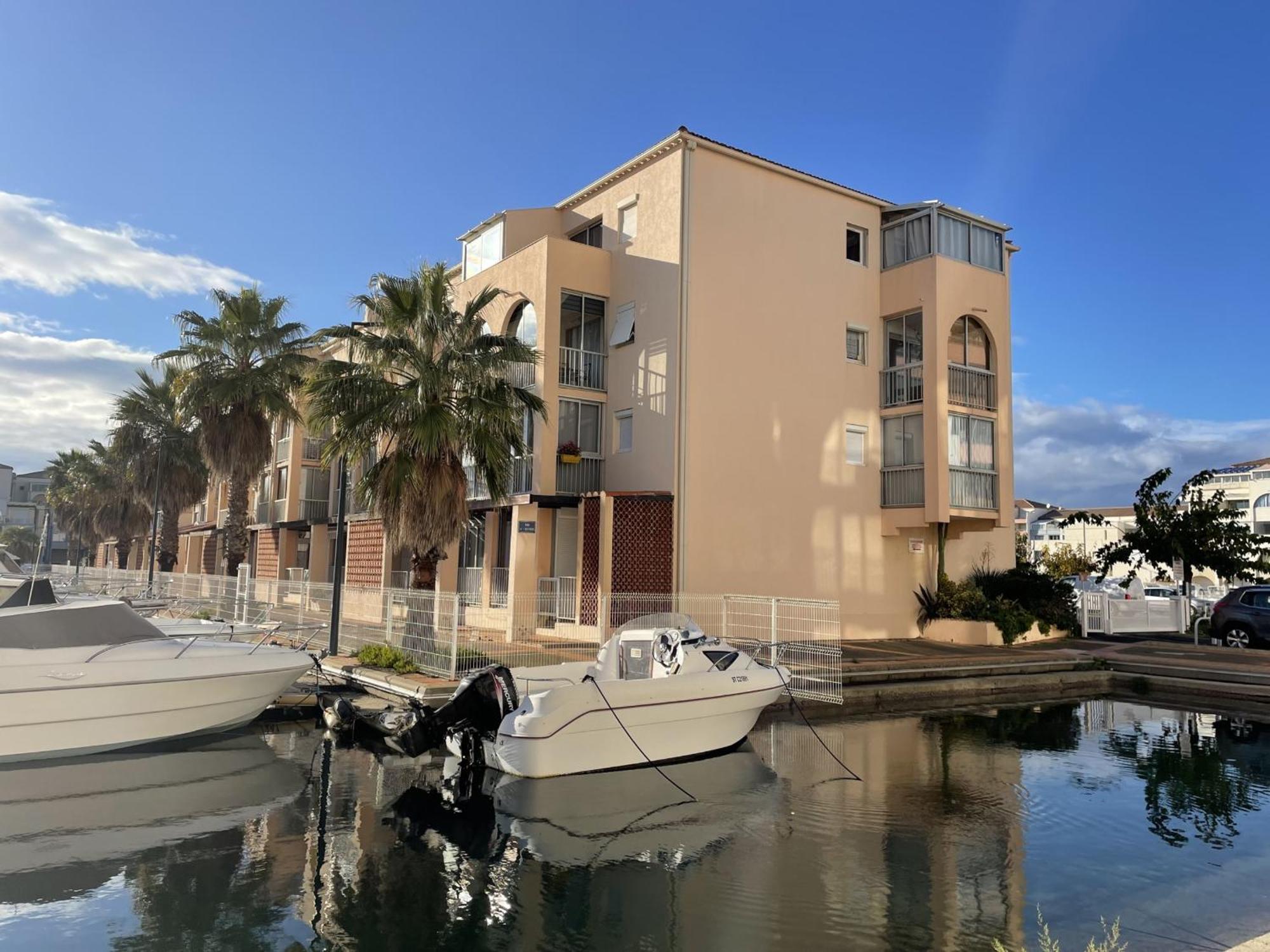 Charmant 2 Pieces Avec Mezzanine, Parking, A 300M De La Plage Et Commerces - Fr-1-338-502 سُت المظهر الخارجي الصورة