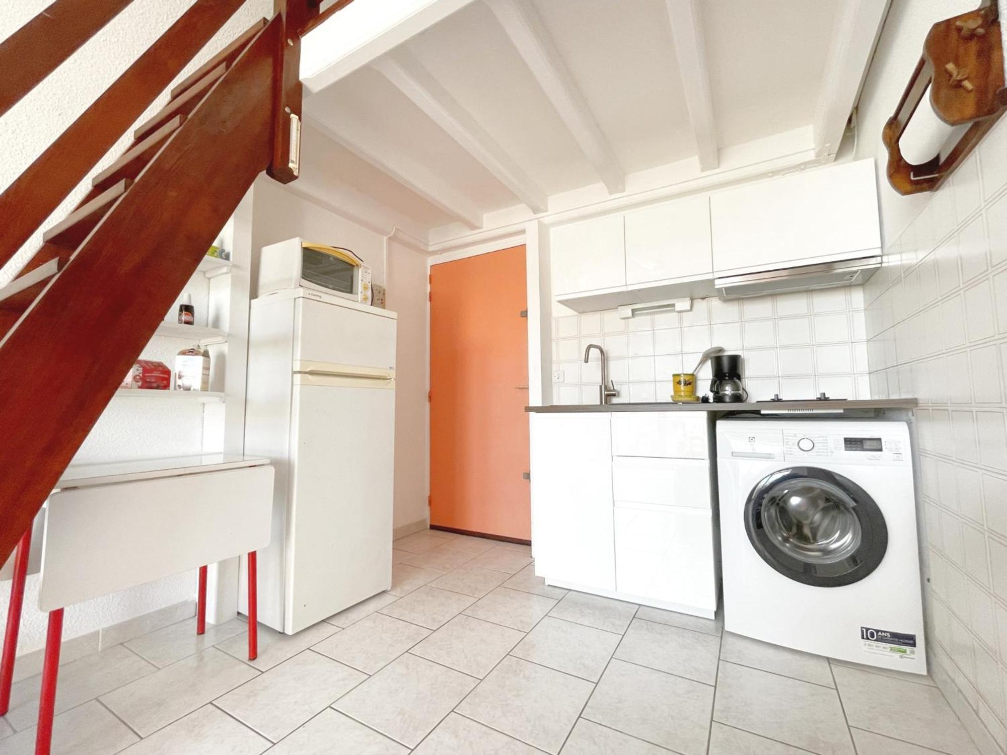 Charmant 2 Pieces Avec Mezzanine, Parking, A 300M De La Plage Et Commerces - Fr-1-338-502 سُت المظهر الخارجي الصورة